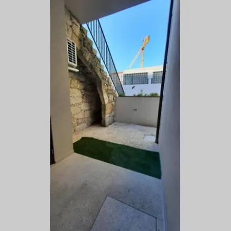 Apartment Unique - With Private Patio