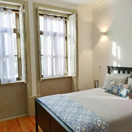 Unique - With Private Patio * Porto